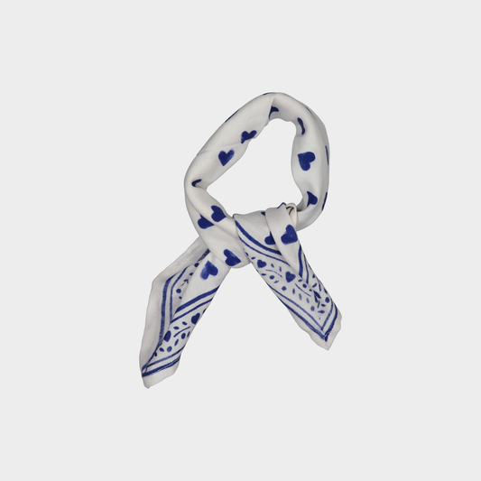 PAÑUELO  CORAZONES AZUL W26