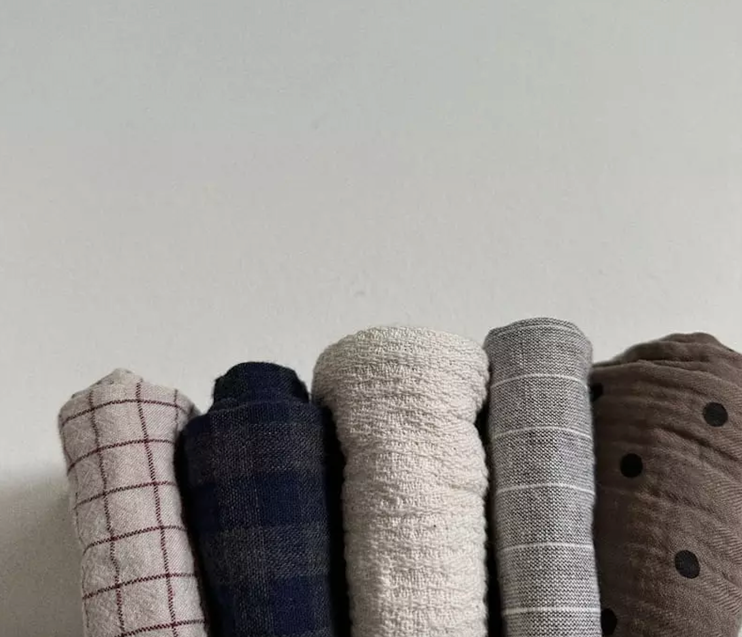 FOULARD CUADRO VENTANA ROJO